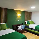 Beach House In La Boquilla Facing The Sea With Air Conditioning And Wifi